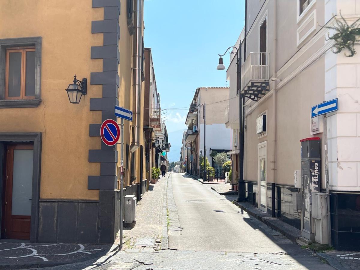 Via Roma Couette-café Pompéi