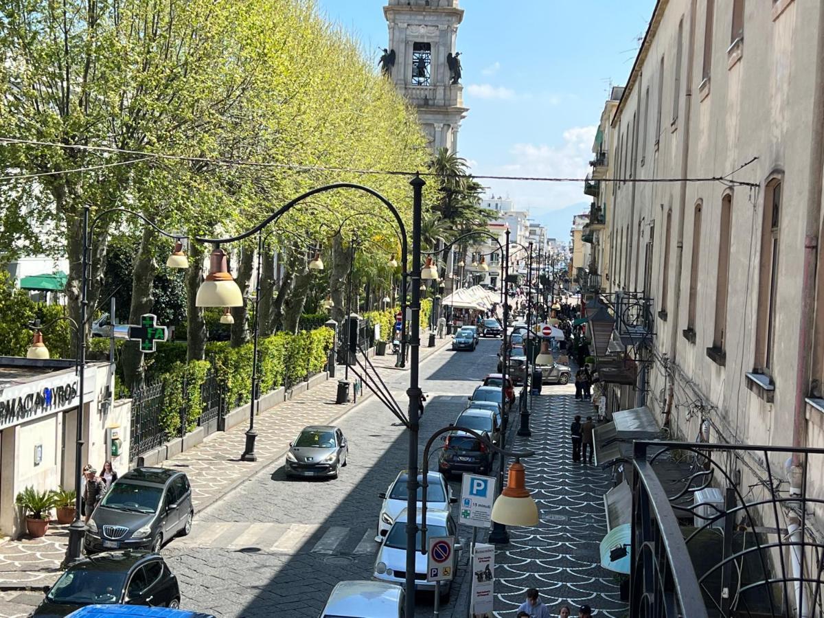 Via Roma Couette-café *
